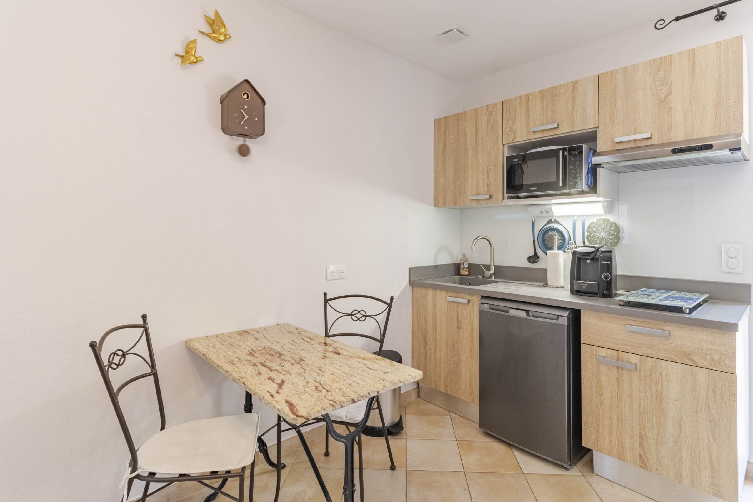 Chambre d'hôtes Dordogne Sarlat séjour et kitchenette